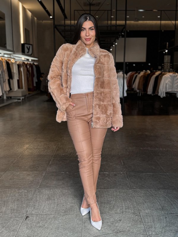 Calça Skinny Resinada Renata - LANÇAMENTO